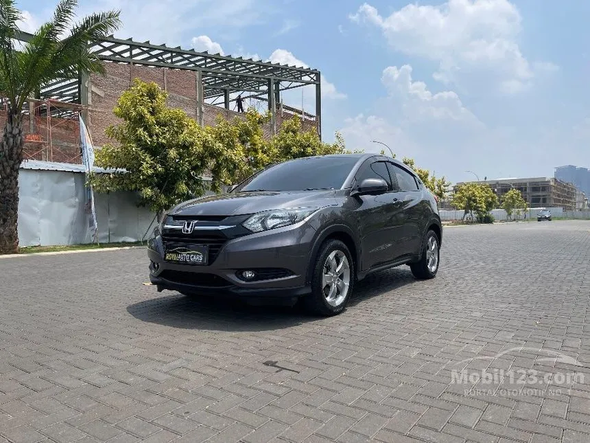 Jual Mobil Honda HR