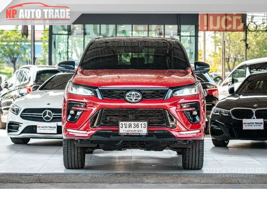 2022 Toyota FORTUNER GR Sport (Black Top) SUV