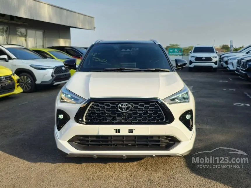 Jual Mobil Toyota Yaris Cross 2024 S GR Parts Aero Package HEV 1.5 di Jawa Barat Automatic Wagon Putih Rp 441.700.000