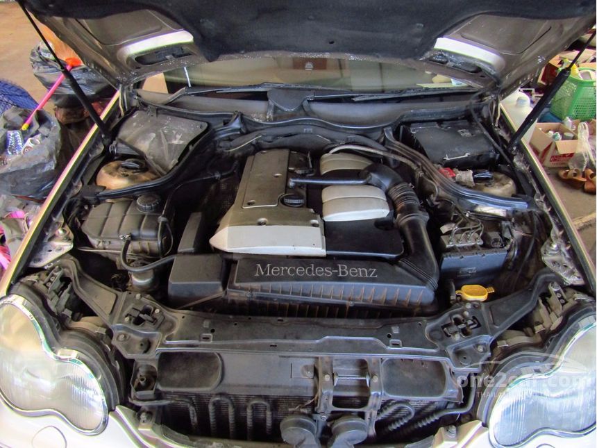 2002 Mercedes-Benz C200 Kompressor ELEGANCE Sedan
