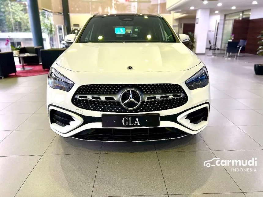 2024 Mercedes-Benz GLA200 AMG Line SUV