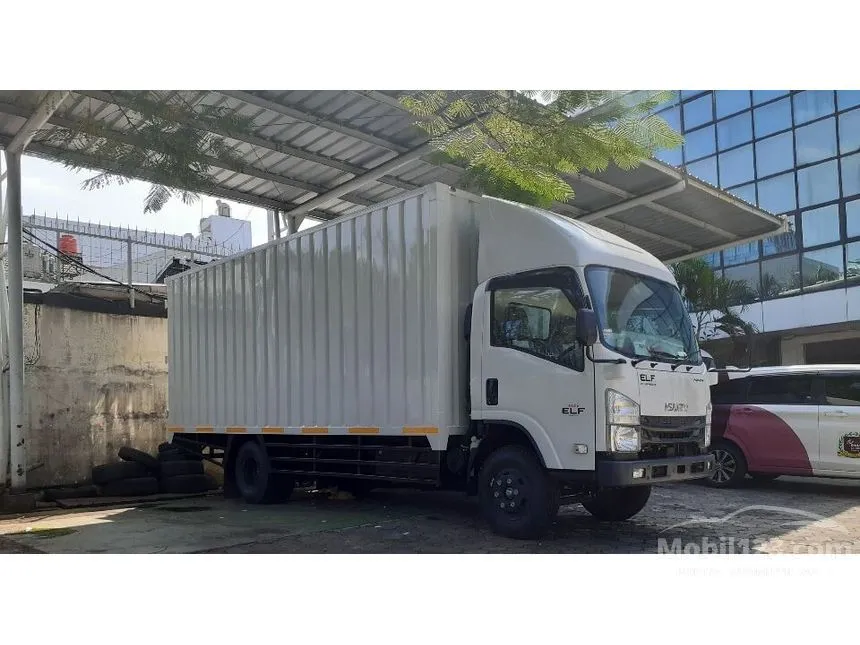 2023 Isuzu Elf NMR HD 6.5 Trucks
