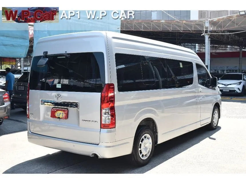 2021 Toyota Commuter Van