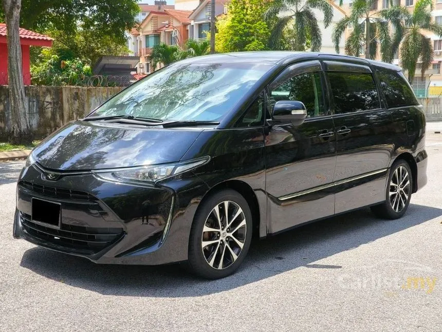 2013 Toyota Estima Aeras MPV