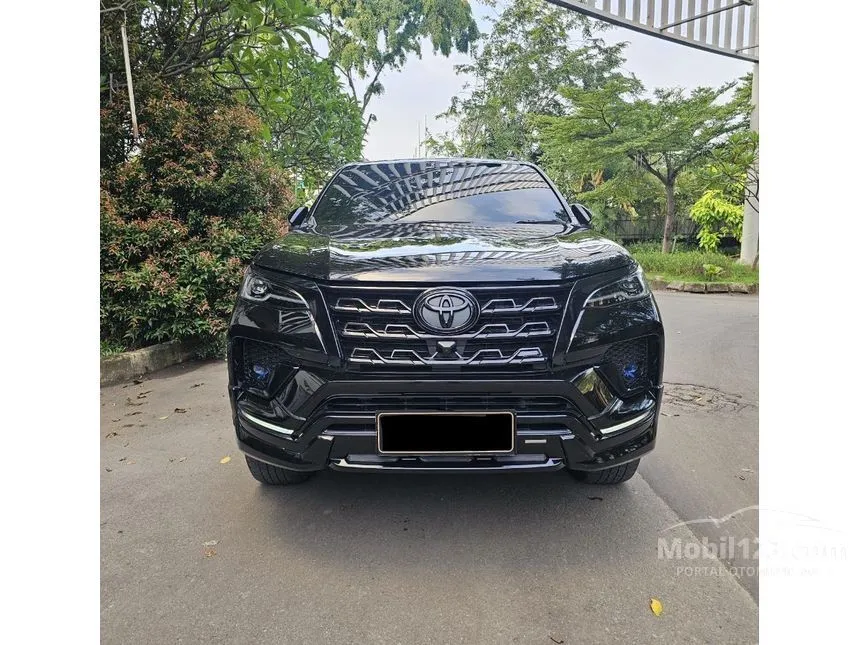 2022 Toyota Fortuner VRZ GR SPORT 4X2 SUV