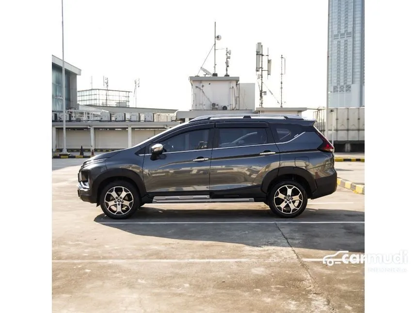 2020 Mitsubishi Xpander Cross Premium MPV