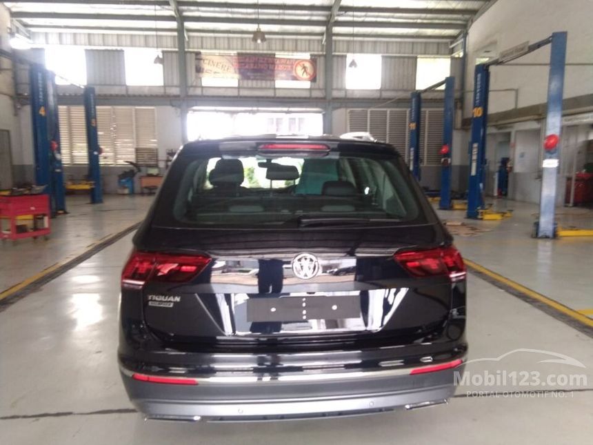 Jual Mobil Volkswagen Tiguan 2020 TSI ALLSPACE 1.4 di Banten Automatic SUV Hitam Rp 648.000.000 ...