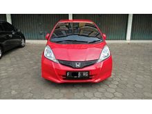 2011 Honda Jazz 1.5 S Hatchback TDP 15 Juta saja