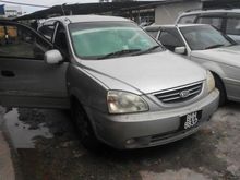 2004 Kia Carens 1.8 MPV