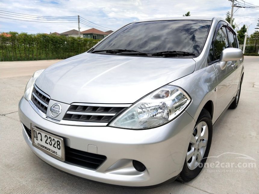 Nissan tiida 2011 хэтчбек