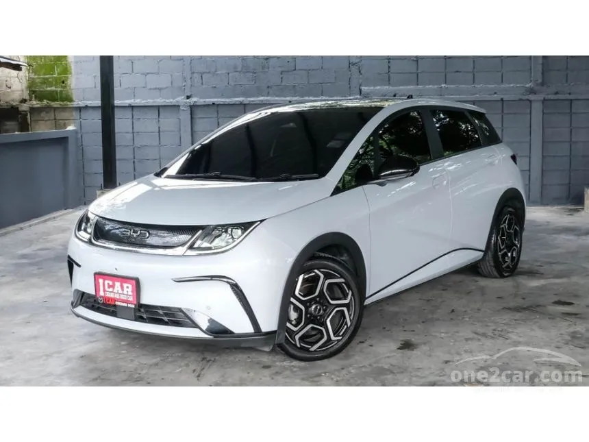2025 BYD Dolphin Extended Range Hatchback