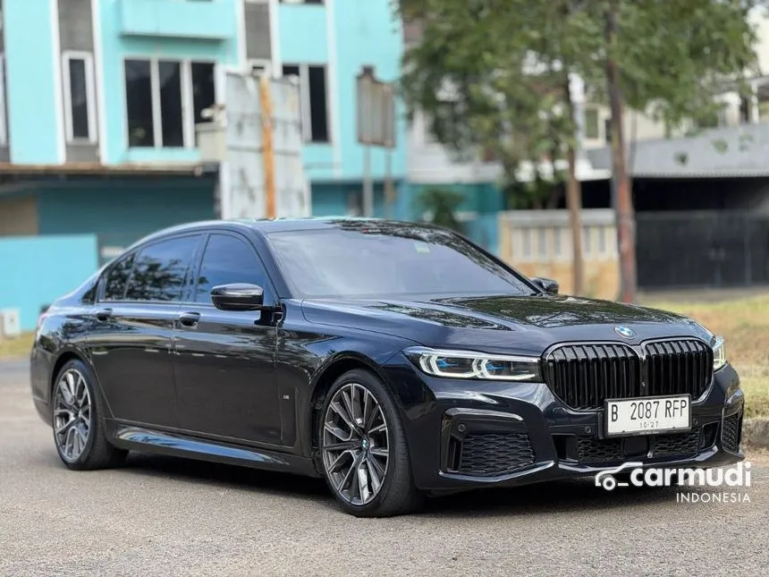 2022 BMW 730Li M Sport Sedan