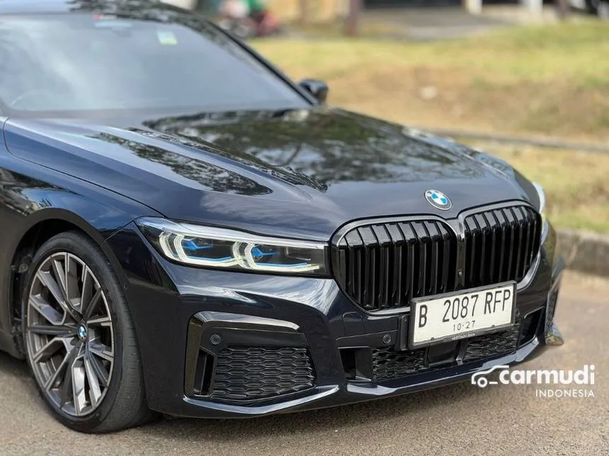 2022 BMW 730Li M Sport Sedan