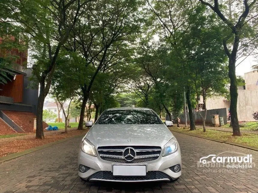 2013 Mercedes-Benz A200 Urban Hatchback