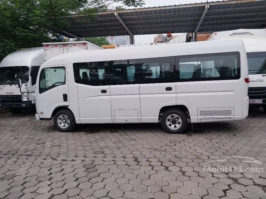 Jual Mobil Isuzu Elf 2023 NRL 55 BLX 3.0 di DKI Jakarta Manual Minibus Putih Rp 555.000.000