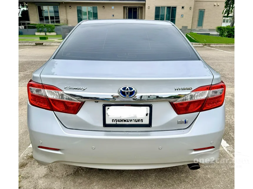 2013 Toyota CAMRY Hybrid DVD Sedan