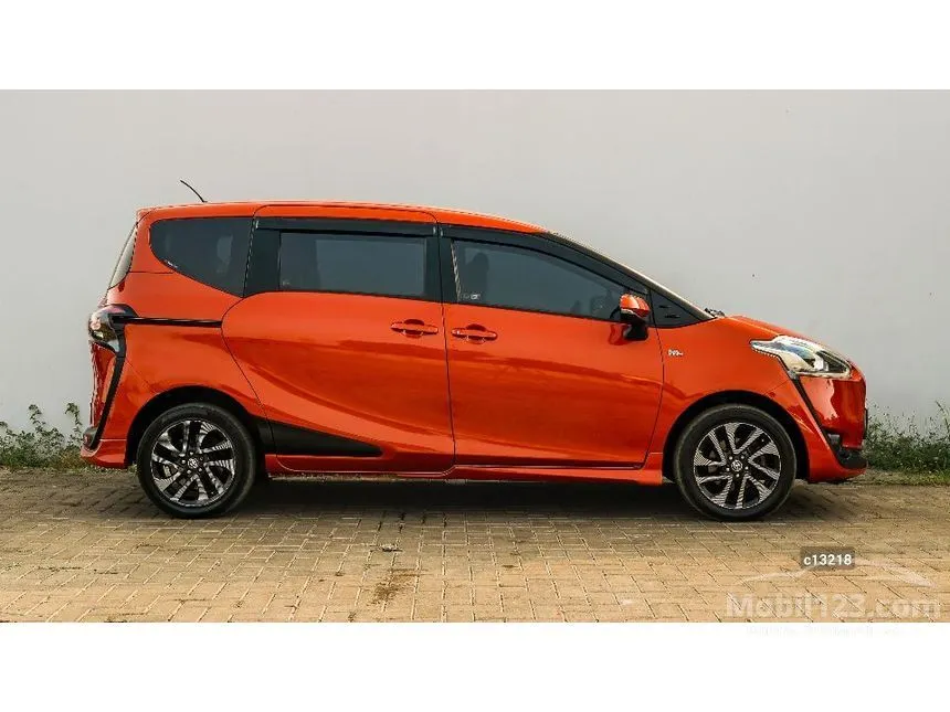 2016 Toyota Sienta Q MPV