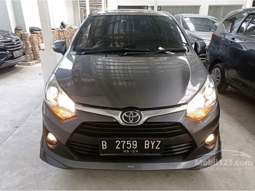 Jual Mobil Toyota Agya 2019 TRD 1.2 di Jawa Barat Automatic Hatchback Abu