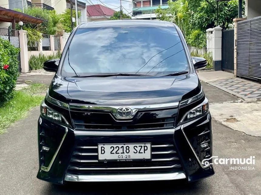 2017 Toyota Voxy Wagon