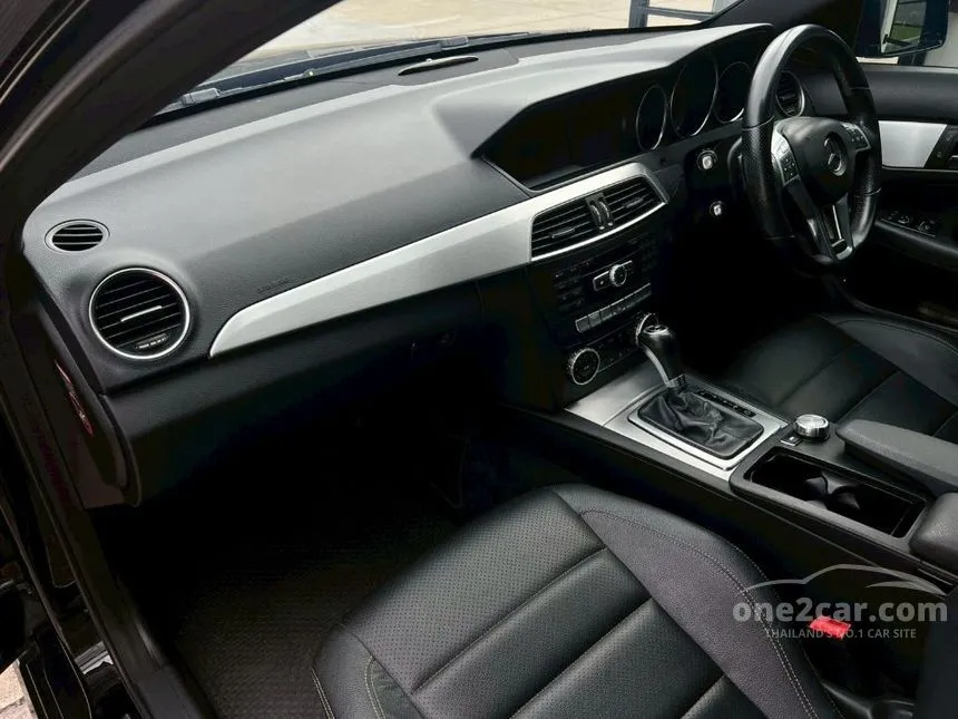 2015 Mercedes-Benz C180 AMG Coupe