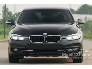 2018 BMW 320i 2.0 Sport Sedan