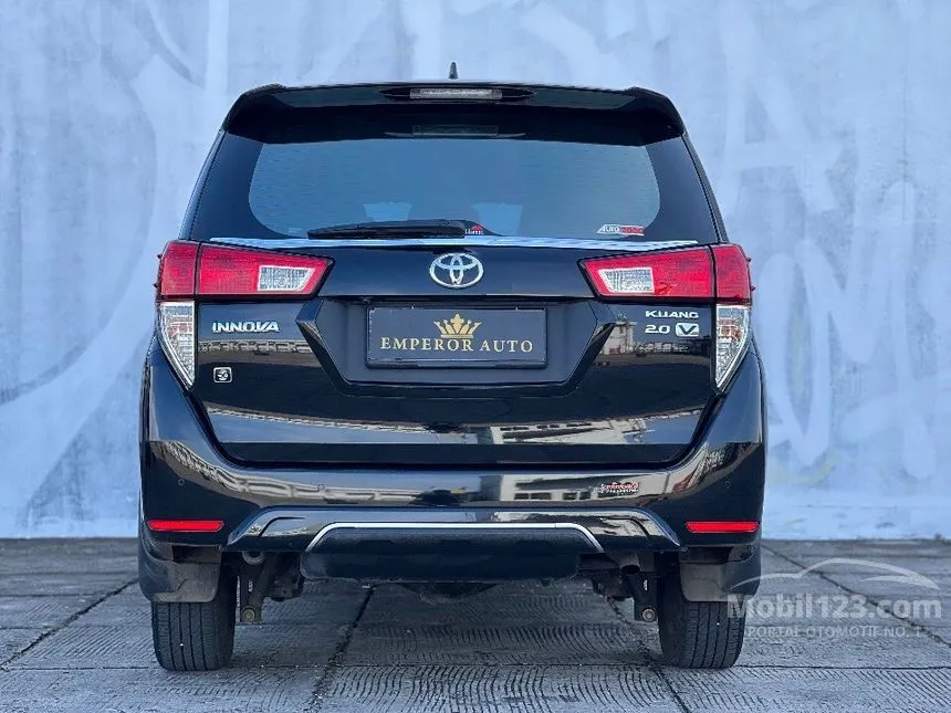 2021 Toyota Kijang Innova V MPV