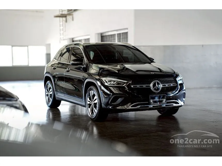 2021 Mercedes-Benz GLA200 Progressive SUV
