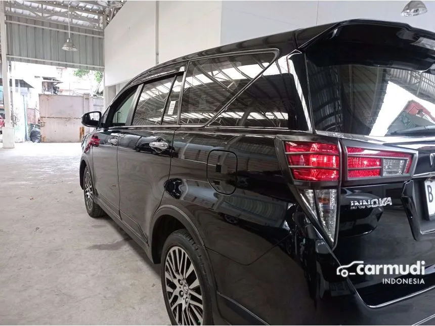 2020 Toyota Kijang Innova Venturer MPV