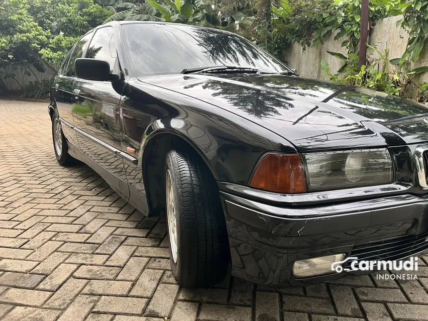 1997 BMW 318i E36 1.8 Manual Sedan