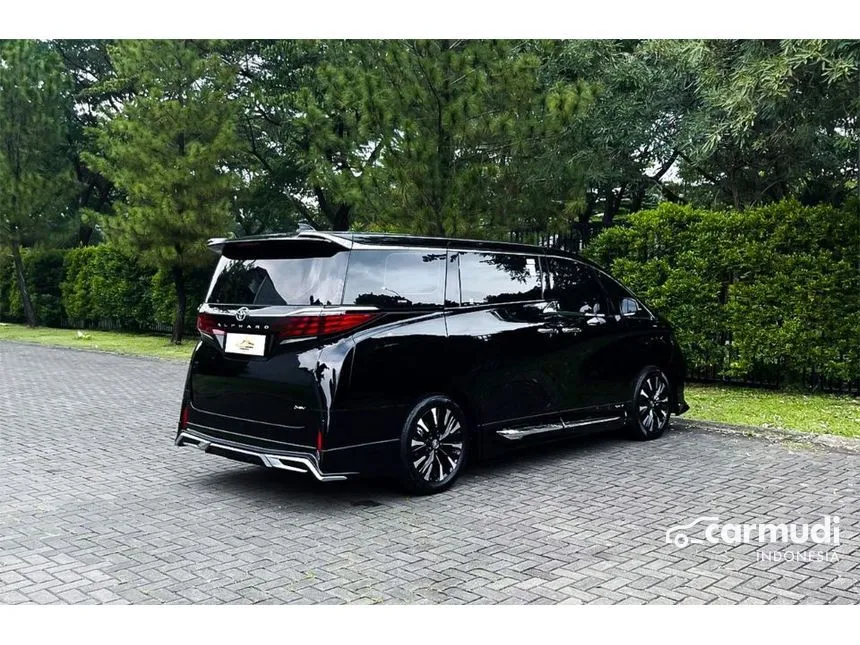 2024 Toyota Alphard HEV Modellista MPV