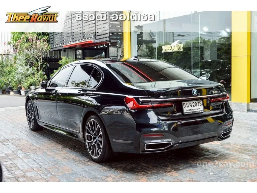 2022 BMW 745Le xDrive M Sport Sedan