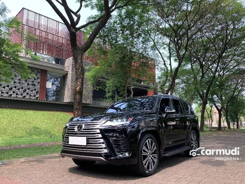Jual Mobil Lexus LX600 2024 3.4 di DKI Jakarta Automatic Wagon Hitam Rp 3.950.000.000