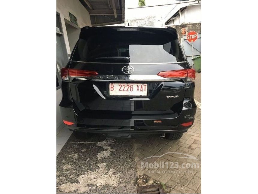 Jual Mobil  Toyota  Fortuner 2019 VRZ  2 4 di DKI Jakarta 