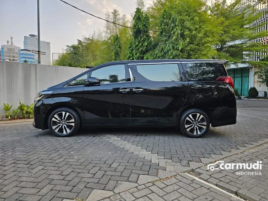 2022 Toyota Alphard G MPV