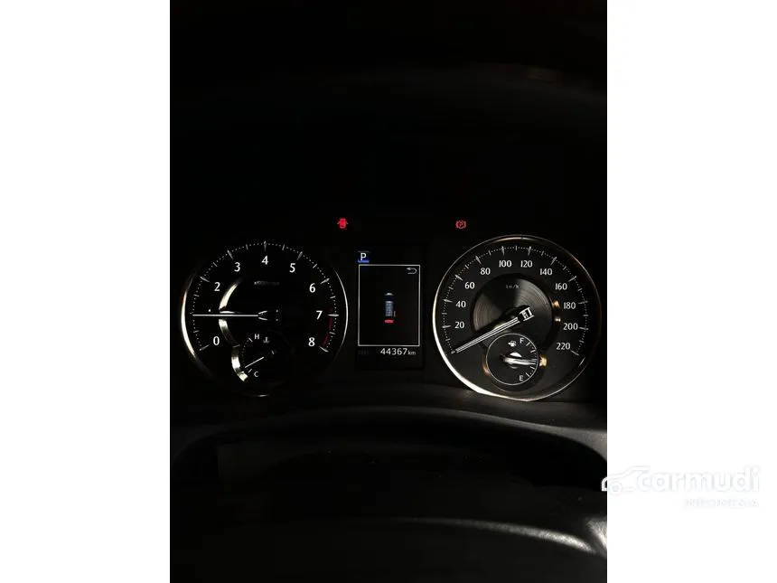 2020 Lexus LM 350 7 Seater MPV