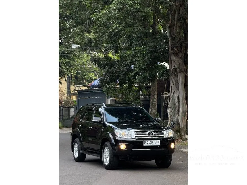 2011 Toyota Fortuner G SUV