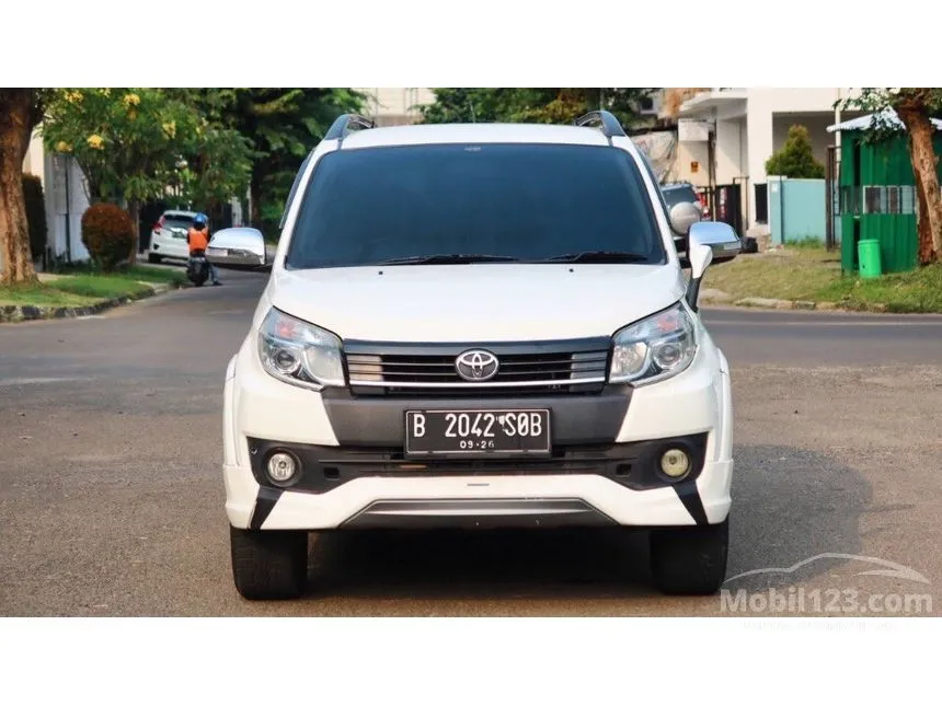 Jual Mobil Toyota Rush 2016 TRD Sportivo 1.5 di DKI Jakarta Automatic SUV Putih Rp 160.000.000