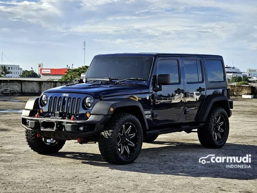 Jeep Wrangler 2013 Sport Renegade  in DKI Jakarta Automatic SUV Blue for  Rp  - 11553384 