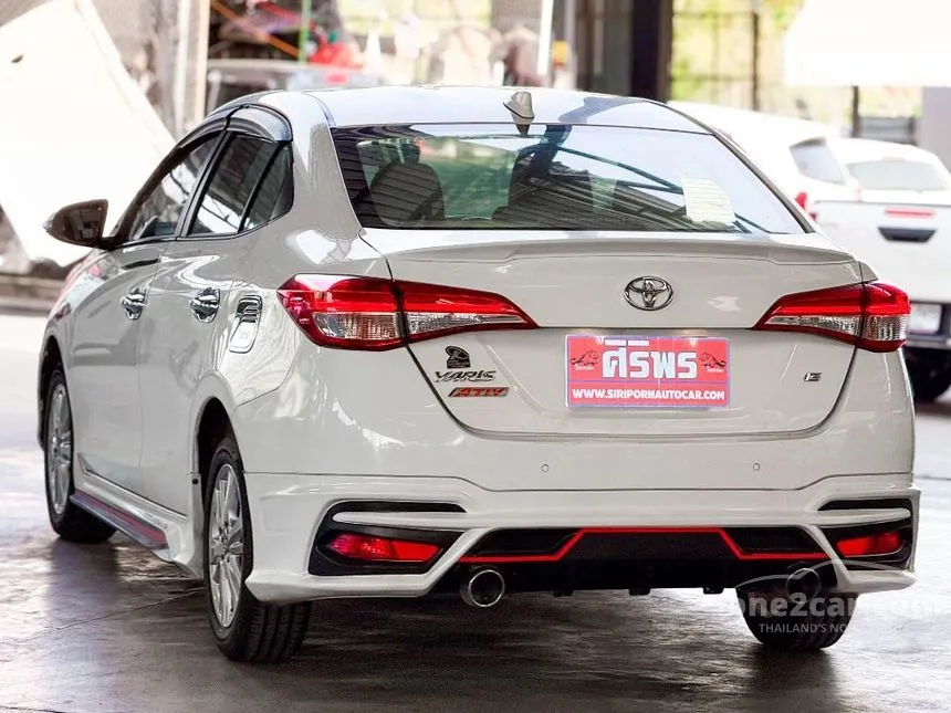 2017 Toyota Yaris Ativ E Sedan