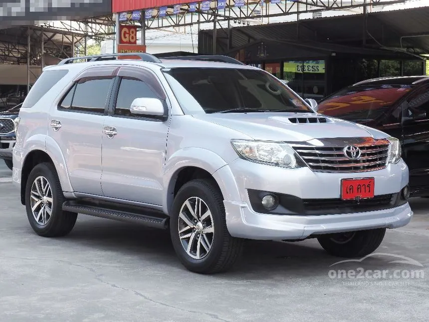 2013 Toyota FORTUNER V 50th Anniversary SUV