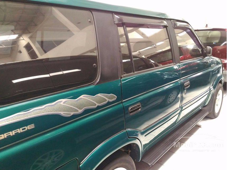 Jual Mobil  Isuzu Panther 1998 2 5 Manual 2 5 di Jawa Timur 