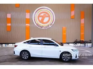 2022 Toyota Yaris Ativ 1.2 Premium Luxury Sedan