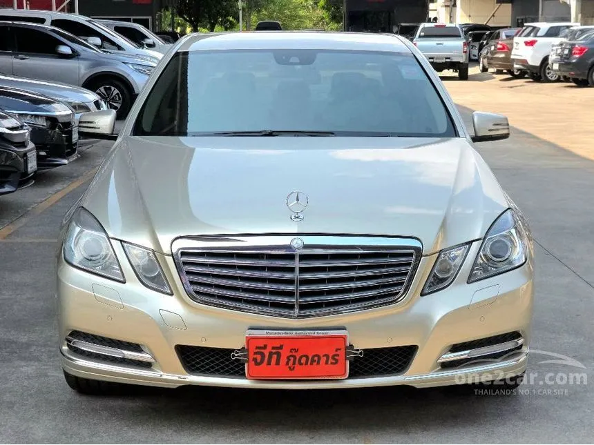 2013 Mercedes-Benz E250 Elegance CDI BlueEFFICIENCY Sedan