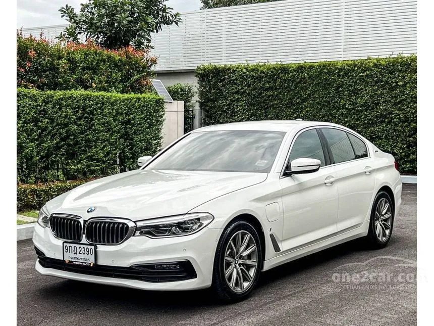 2019 BMW 530e Elite Sedan
