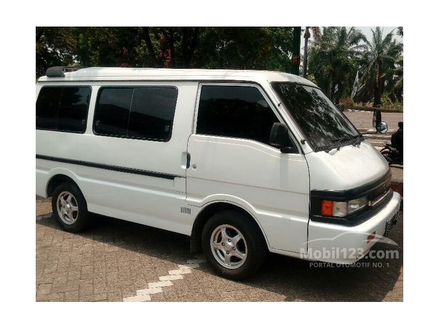 Jual Mobil Mazda E2000 2004 FlexiVan 2 0 di Jawa Barat 