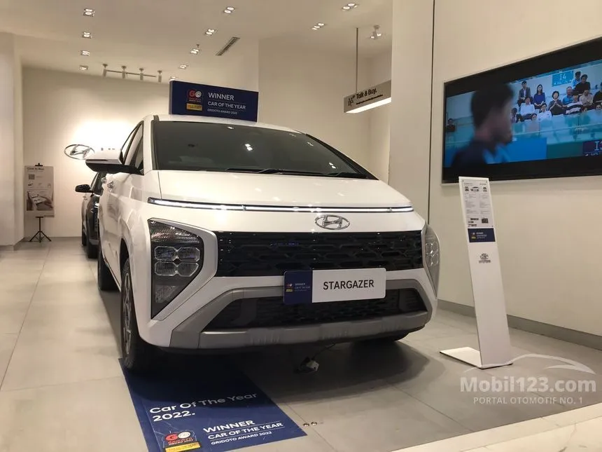2023 Hyundai Stargazer Prime Wagon