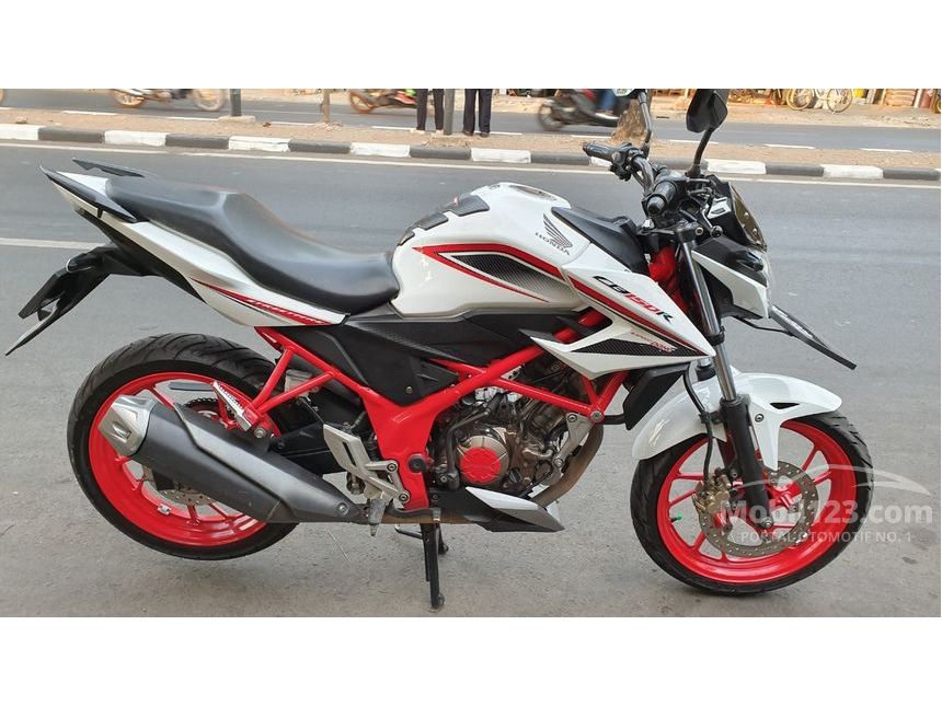 Honda on sale cb 2016