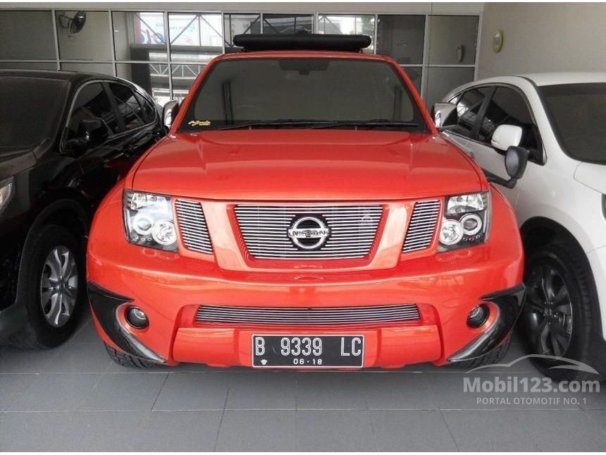 Jual Mobil  Nissan Navara 2010 2 5 2 5 di Banten Automatic 