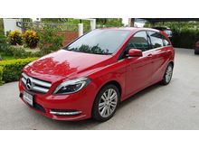 2016 Mercedes-Benz B200 BlueEFFICIENCY 1.6 W246 (ปี 11-16) Sports Hatchback AT