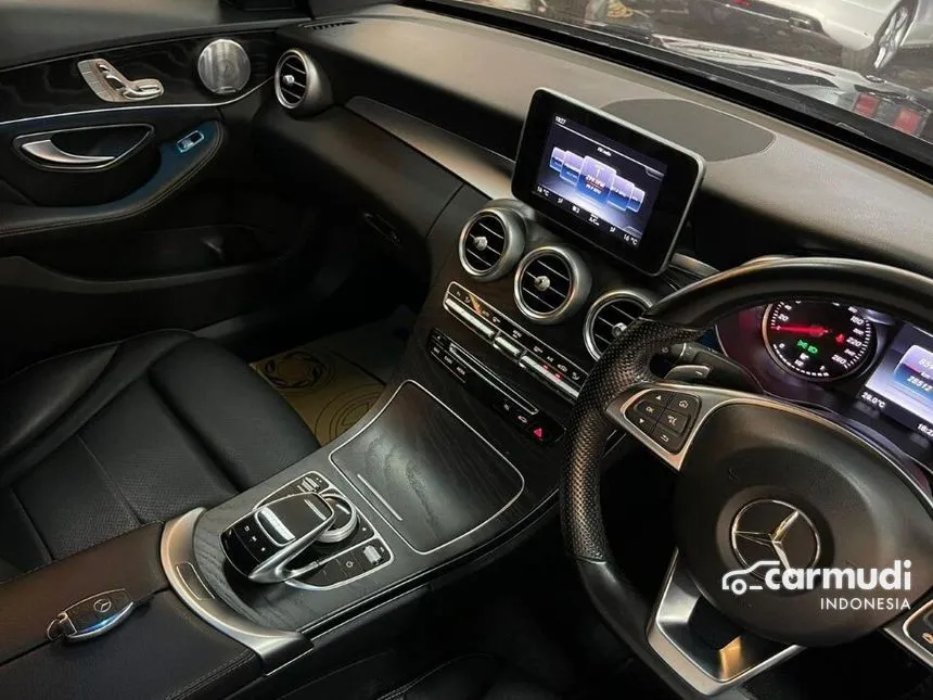 2017 Mercedes-Benz C250 AMG Sedan